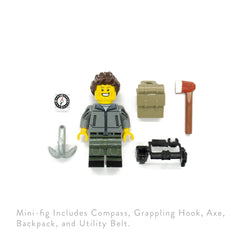 PDW Adventurer v2 Mini-Fig